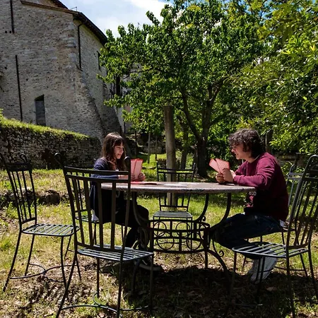 Perfetta Letizia Casa *