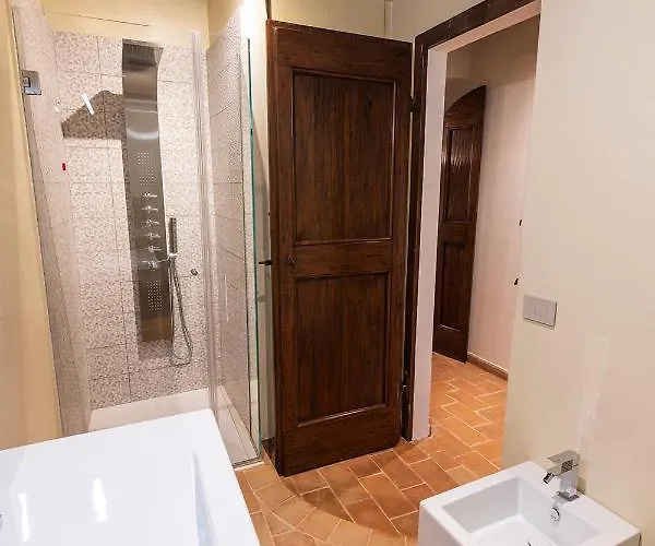 Perfetta Letizia Casa