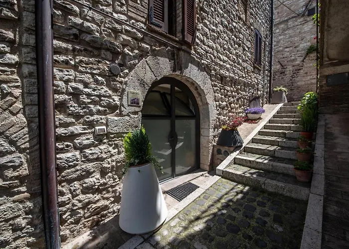 Perfetta Letizia Casa * Assisi