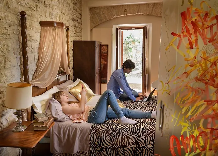 Perfetta Letizia Casa * Assisi